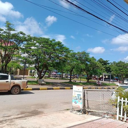 Green Garden Guesthouse Kampot Bagian luar foto